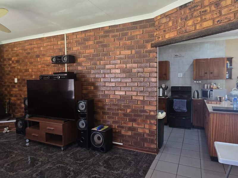 Your Perfect Home For Relaxing & Entertaining - Photo 4