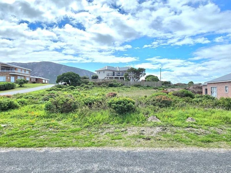 Coastal Gem with Sea &amp; Mountain Views: Your Franskraal Building Opportunity - Photo 9