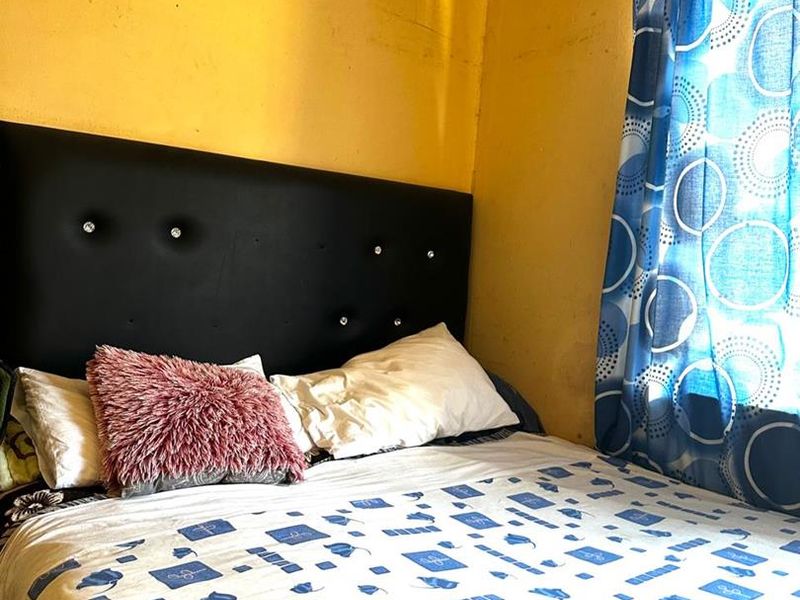 2-Bedroom Home in Empangeni Central - Photo 8