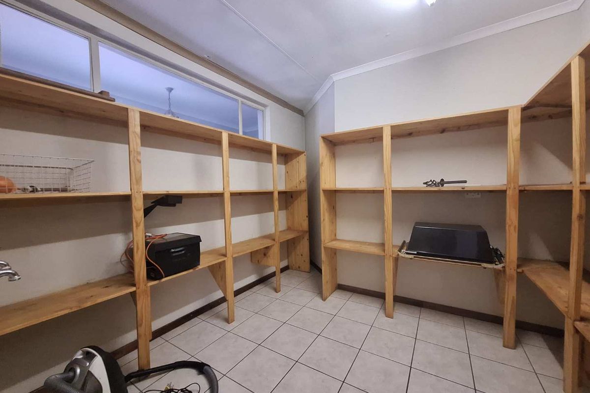 "Endless Potential: Your Dream Home Awaits!" - Photo 5