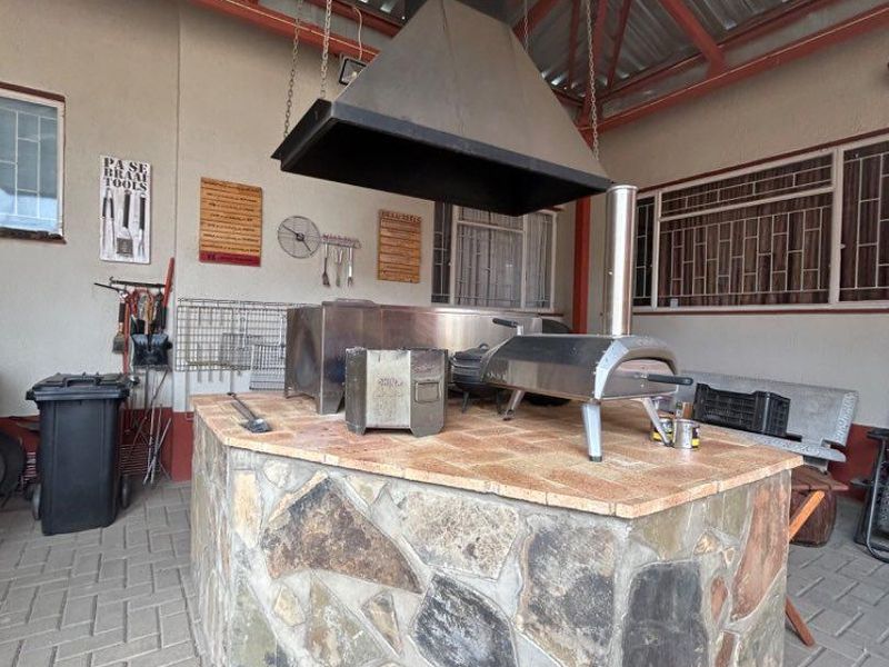 Perfect family home for sale, N$ 5000 000 - Photo 4