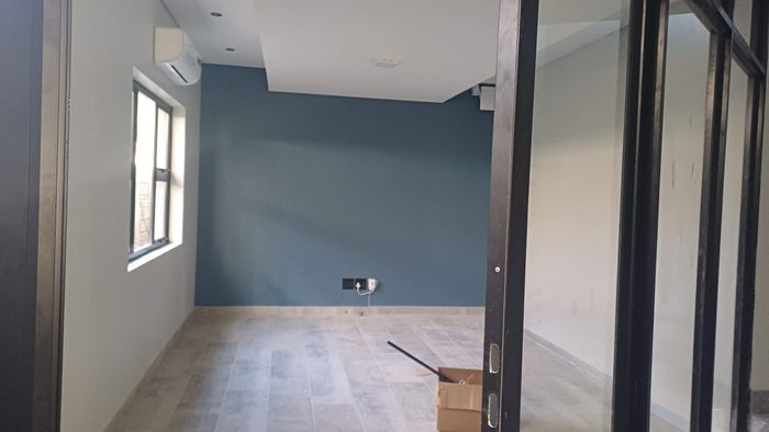 Property #2507127, Office Rental Monthly in Eros