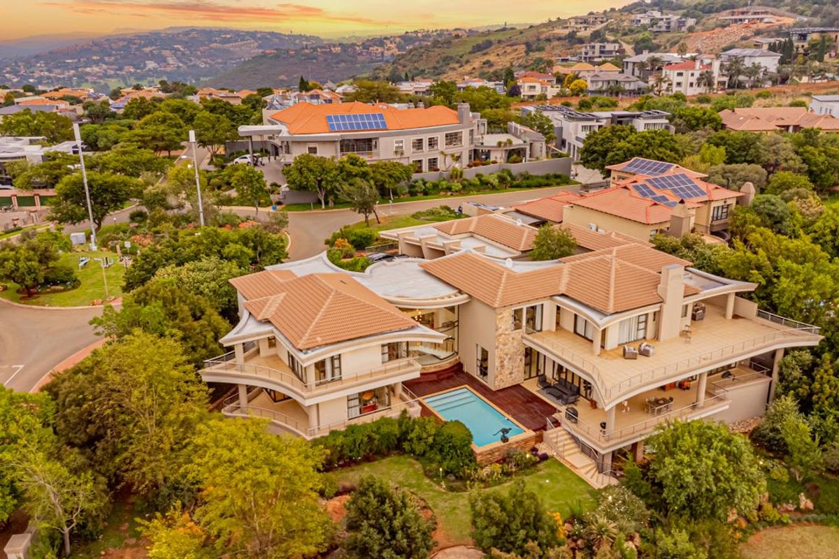 5 Bedroom House of Architectural Grandeur in Meyersdal Eco Estate – A Double-Stand Masterpiece of Modern Luxury - Photo 2