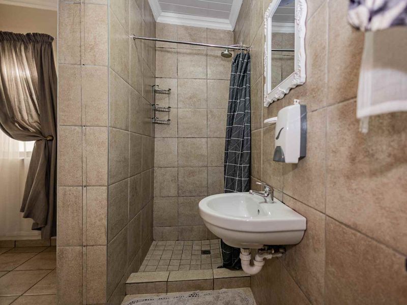 La Bella Vida Self Catering Apartments - Photo 8