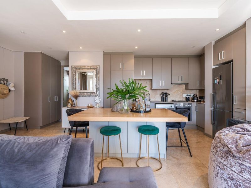 New to the Market – Quiet Cul-de-sac in Upper Green Point - Photo 6