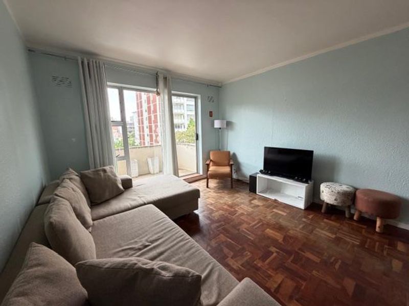 Comfy one bedroom in Central Sea Point - Photo 7