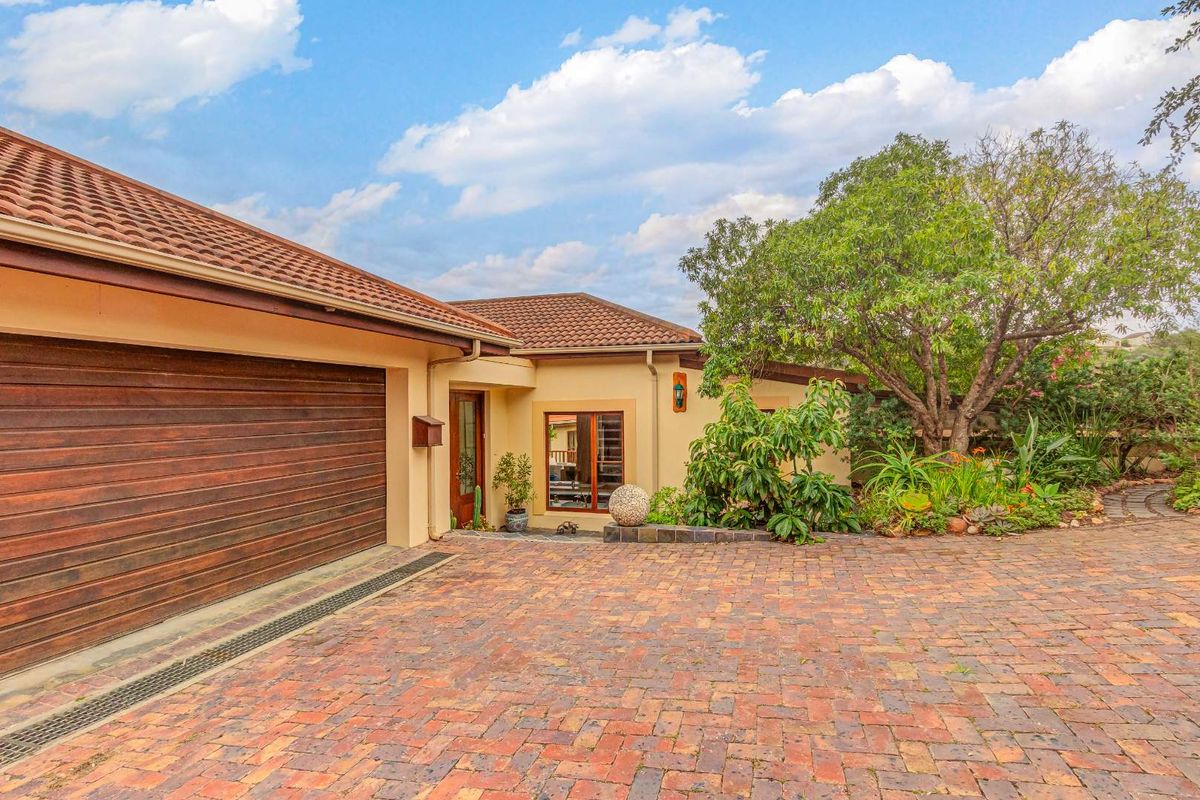 Private Retreat, in Harmony with nature - Photo 5