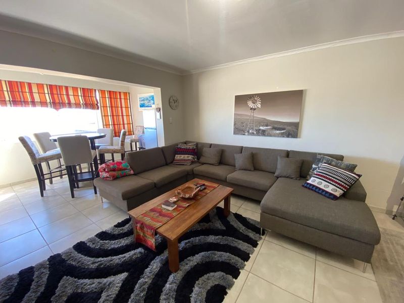 FULLY FURNISHED - 3 BEDROOM FLAT WITH SEA VIEW TO LET IN MILE 4, SWAKOPMUND, NAMIBIA - Photo 10