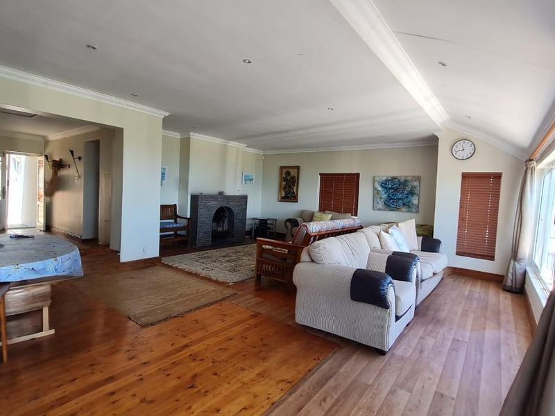 Stunning 5 Bedroom House for Slae in Linkside with Uninterrupted Sea and Ocean View - Photo 5