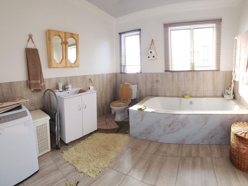 Here’s a chance to own a smart house. - Photo 6