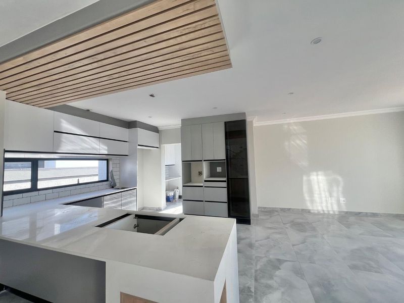 Modern Off-Plan 3-Bedroom Home with Study & 3 Balconies - Photo 2