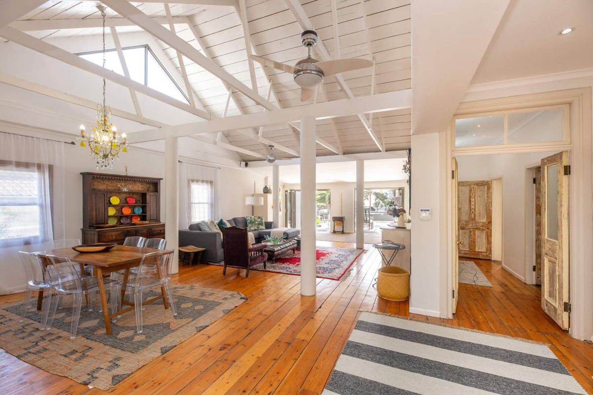 AVAILABLE STRICTLY FOR 4 MONTHS  FROM 1ST JUNE - 30TH SEPTEMBER  2026 - Photo 5