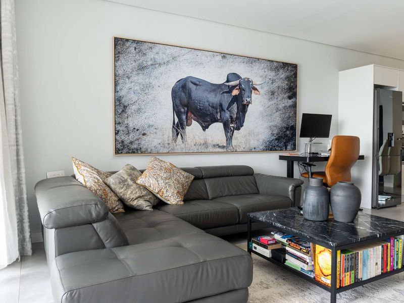 Stylish First-Floor Apartment in Haymarket | Eye of Africa Estate - Photo 7