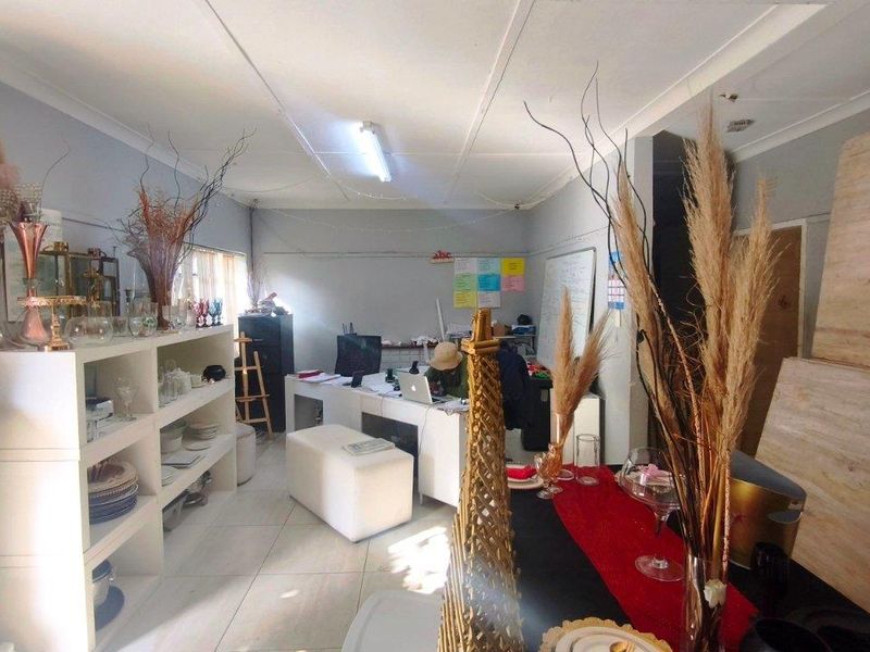 BUSINESS USE PROPERTY FOR SALE ON XAVIER STREET, JOHANNESBURG SOUTH - Photo 7