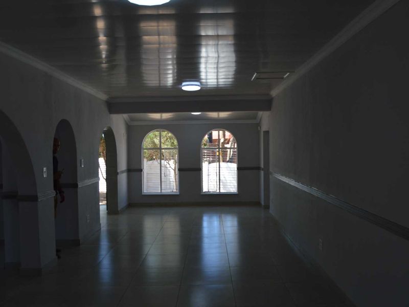 Modern 5 Bedroom Family Home For Sale  in Mulbarton. - Photo 6