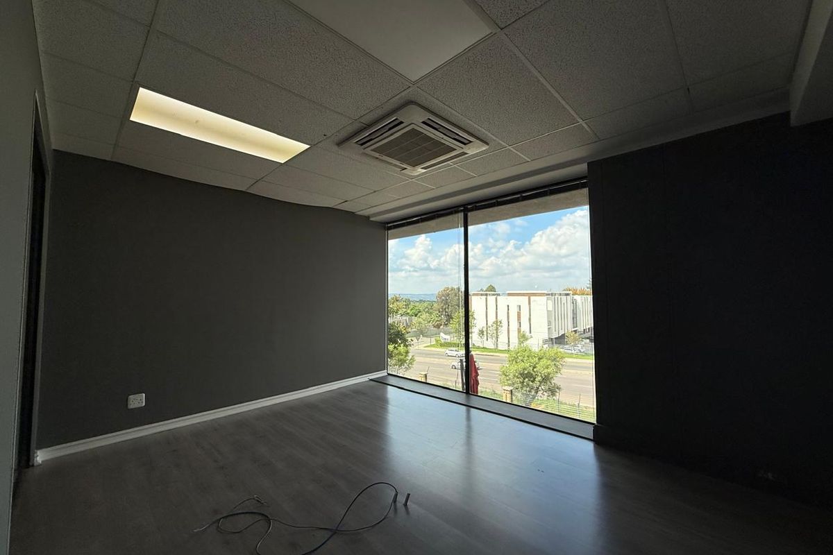 Prime Office Space Available in Silverstream Office Park - Photo 5