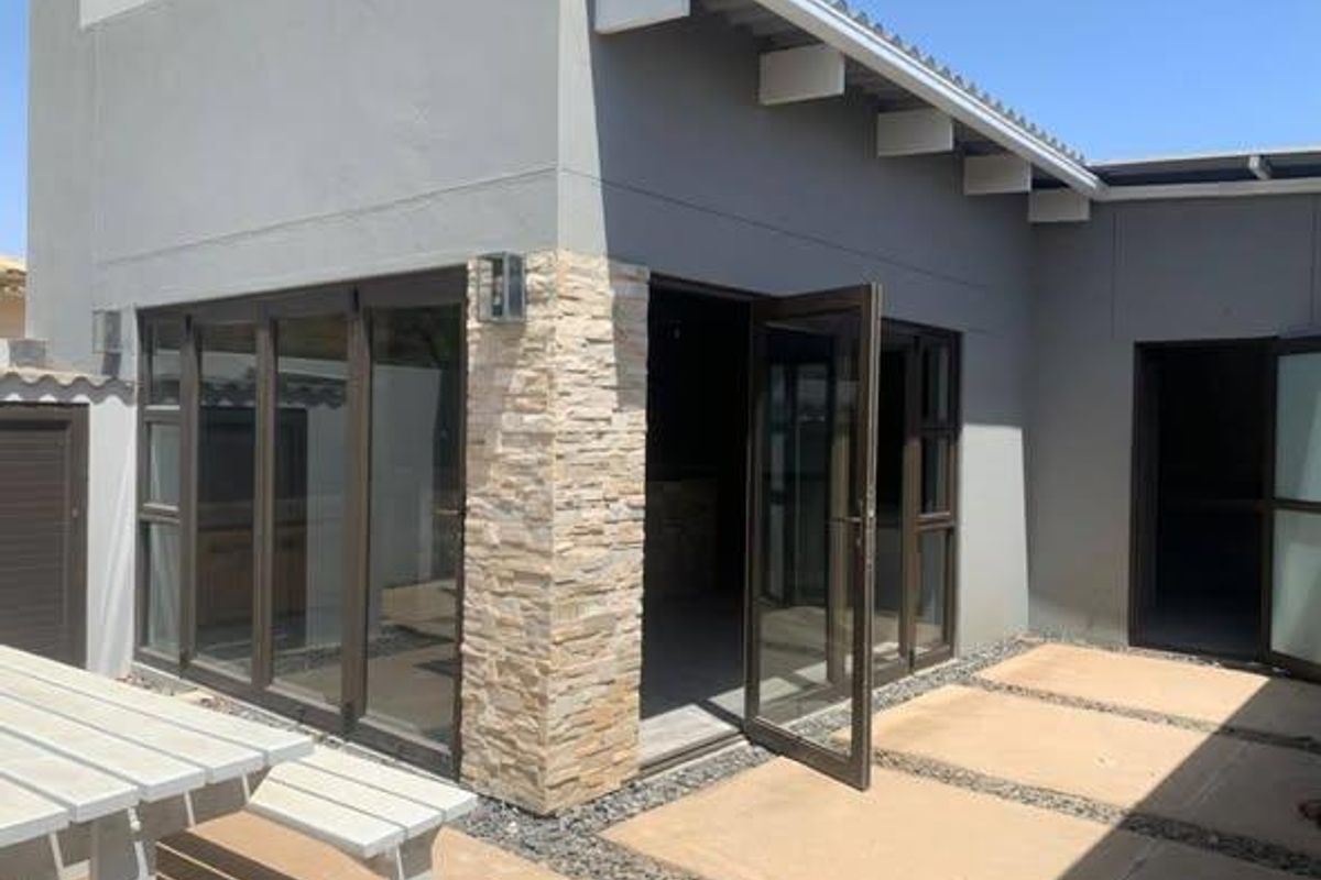 Oranjemund- For Sale- N$2 000 000 - Photo 2