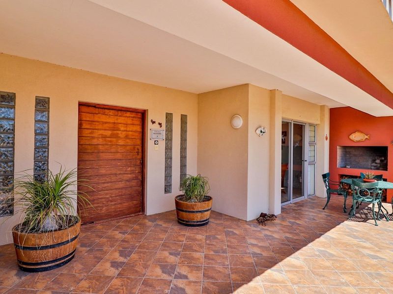 A Notable Investment - 6 Bedroom Double-story Home in De Kelders - Photo 6