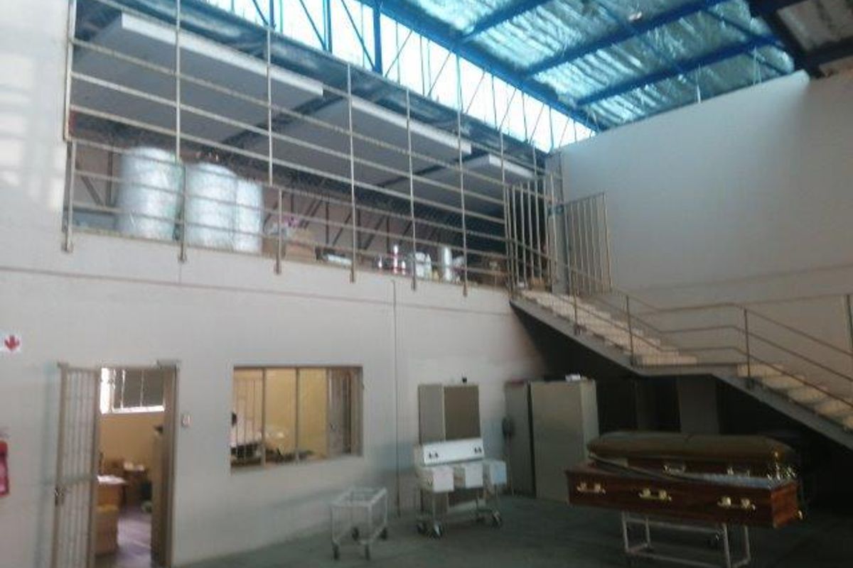 INTERLINK FRIENDLY WAREHOUSE FOR SALE - LAFRENZ - Photo 3