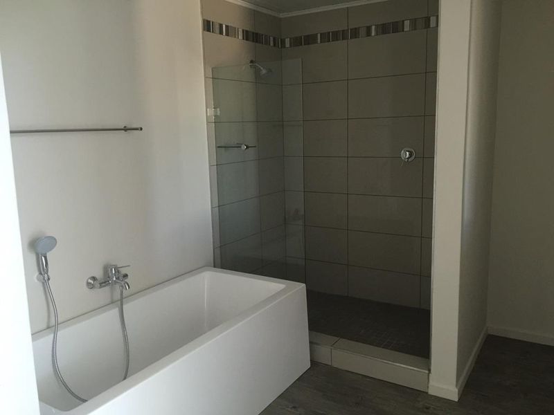 3 Bedroom Townhouse - Photo 6