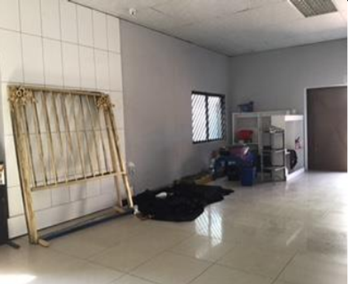 Property #2560373, Mixed Use For Sale in Wanaheda