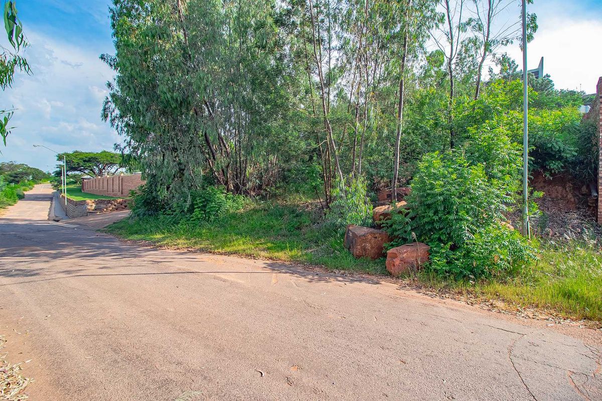 Large stand for sale in Waterkloof Heights - Photo 5