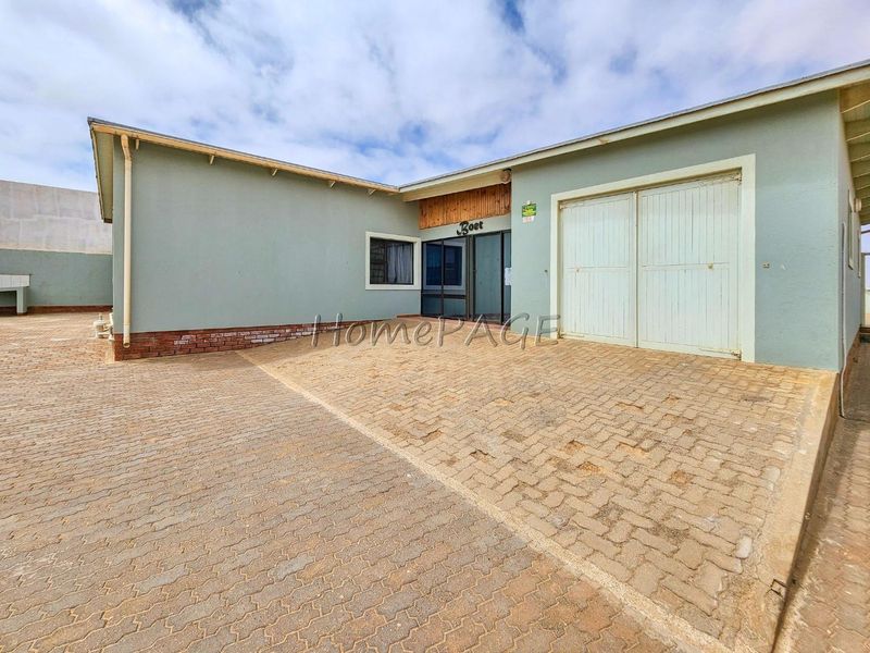 Ext 3 (North Dune), Henties Bay:  Spacious home with lots on offer - Photo 2