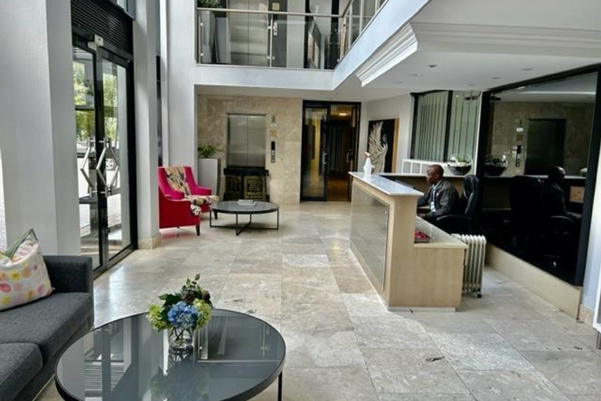 FULLY FURNISHED 2 BED AND 2 BATH APARTMENT FOR RENT - Photo 3