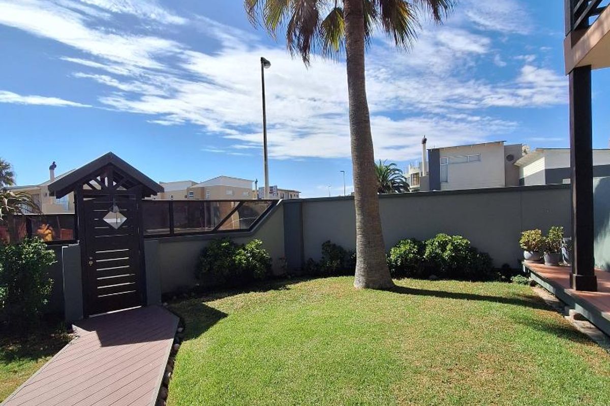 Swakopmund- For Sale-N$7 875 000 - Photo 3