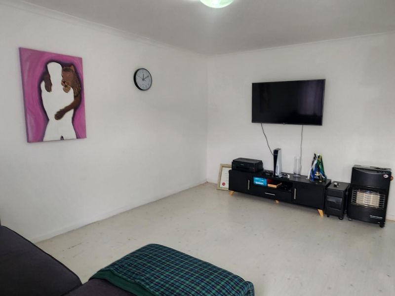 Investor Alert, Brilliant Buy, Brilliant Price. - Photo 2