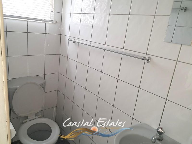 Developer's Dream: Prime Corner Property with Endless Potential - Photo 10