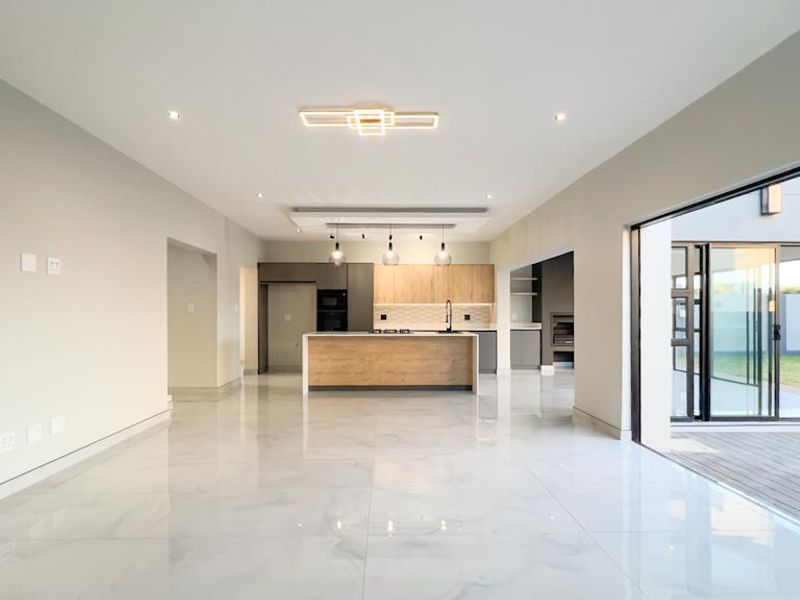 The Perfect Home for Growing Families - Photo 7