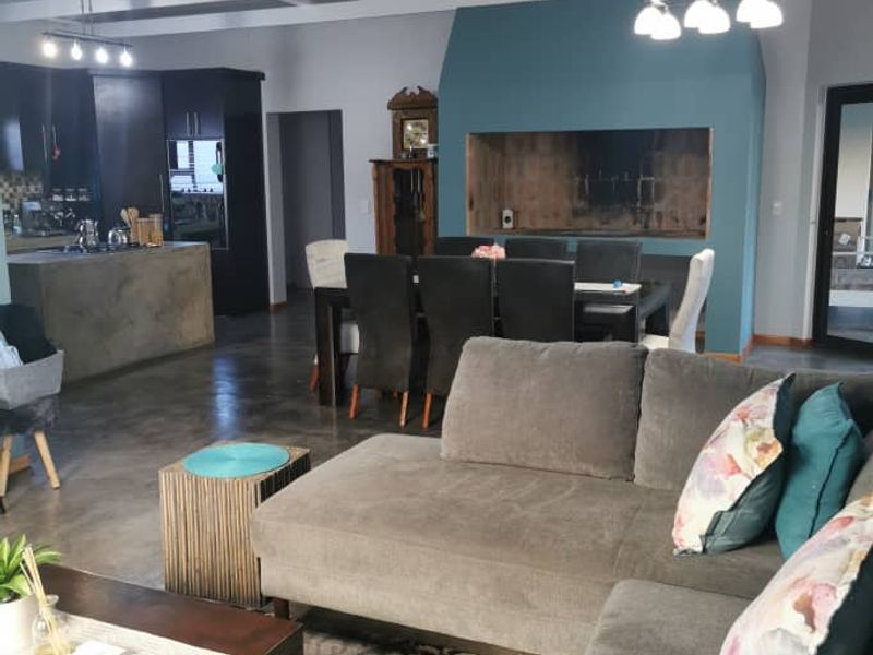 FOR SALE📍WALVIS BAY - Photo 4