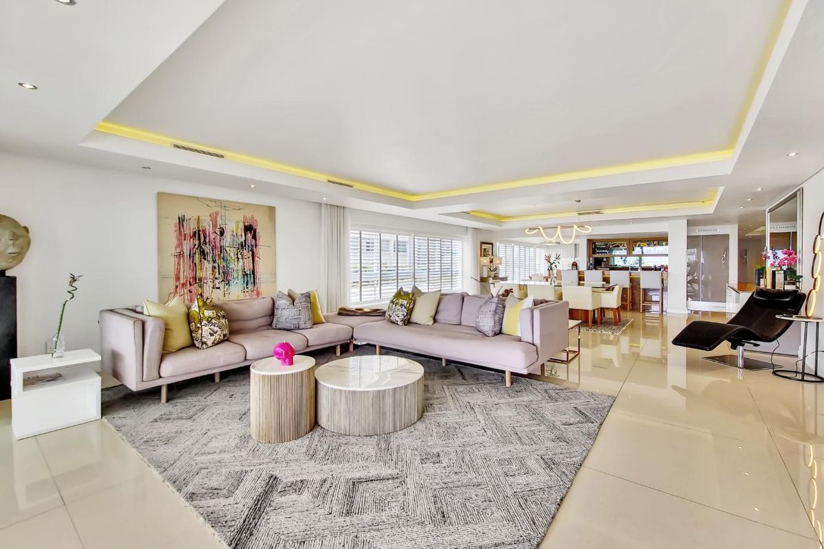 Exceptionally Spacious Breakers Apartment - Photo 5