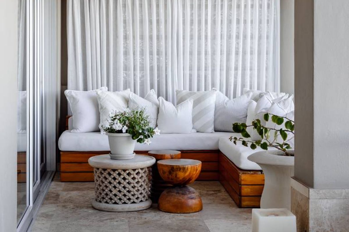 Spectacular Sea facing Clifton apartment - Photo 3