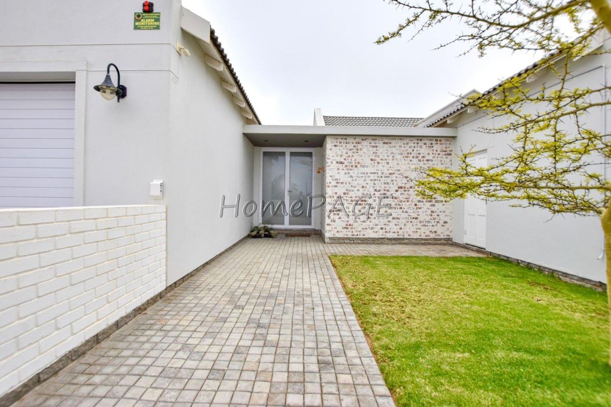 Ext 20, Swakopmund:  Contemporary BEAUTY is for Sale - Photo 2