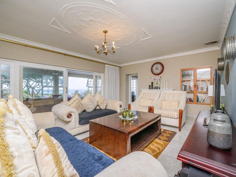 Hendra - Exceptional Family Residence with Panoramic Sea Views in Prime Upper La Lucia - Photo 5