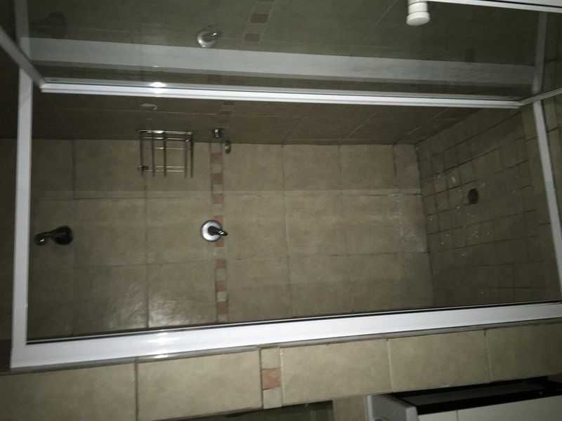 Lovely bachelor unit in Oukraal Estate - Photo 10