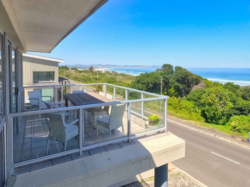 Prime Coastal Escape - Photo 4
