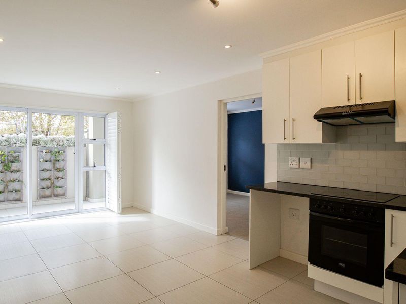 Modern Ground-Floor Apartment in Kenilworth – Ideal for Comfortable Living - Photo 2