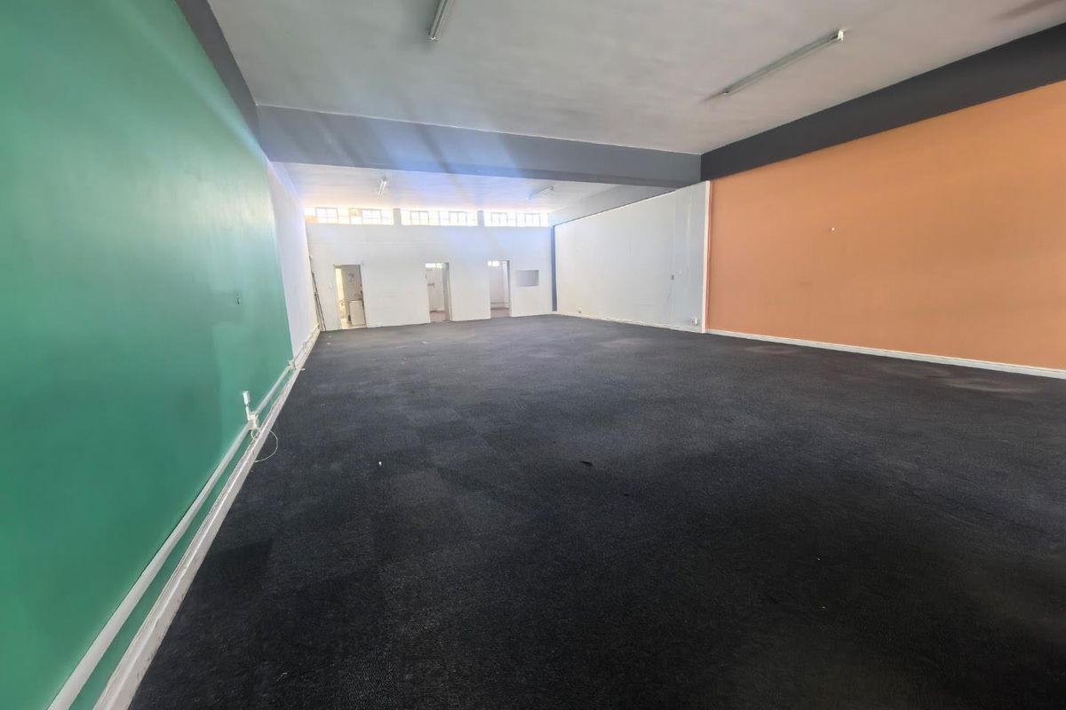 Ready for Business: Secure Your Spot on Westbourne - Photo 3