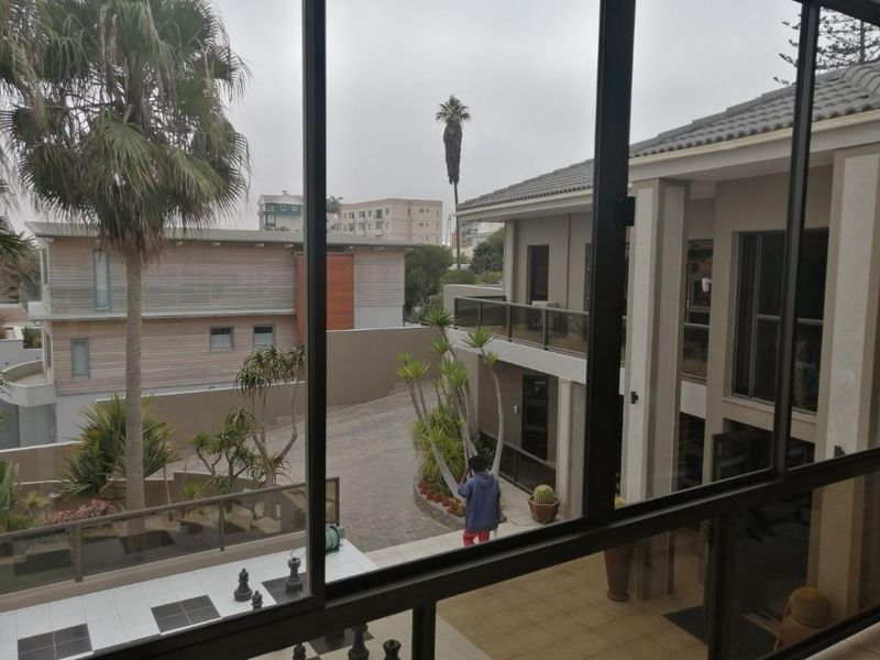 Connoisseurs Mansion with Seaview - Photo 9