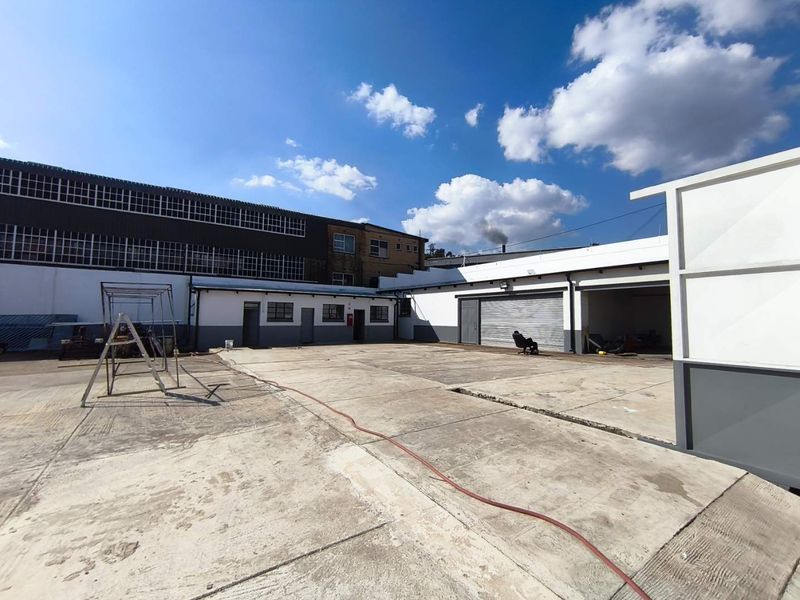 5700m2 Warehouse / Distribution Facility For Sale in Ophirton, Booysens - Photo 6