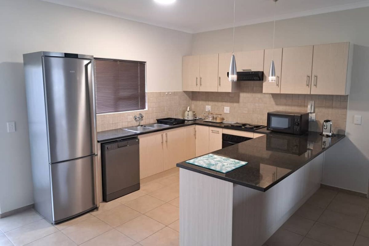 Furnished flat in meersig to Let - Photo 2