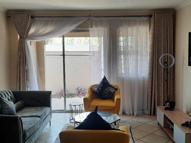 Ideal 2-bedroom Home for Families or Investors. - Photo 6