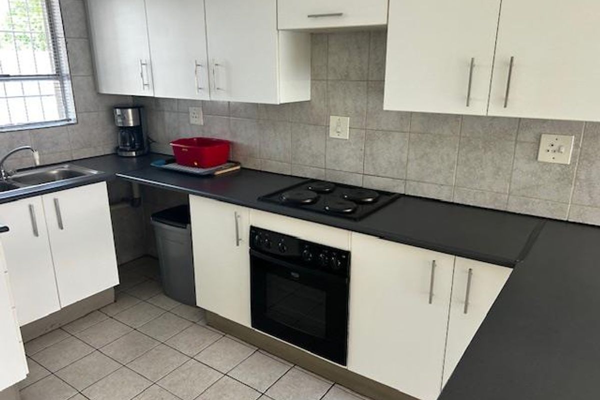 First Floor Apartment for Sale - Photo 5