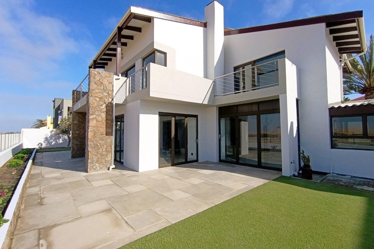 VALUABLE ASSET FOR SALE - SWAKOPMUND - Photo 2