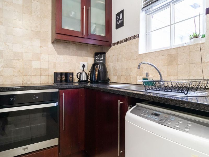 Bargain Buy: Investor alert, Brilliant Buy, Brilliant Price. - Photo 6