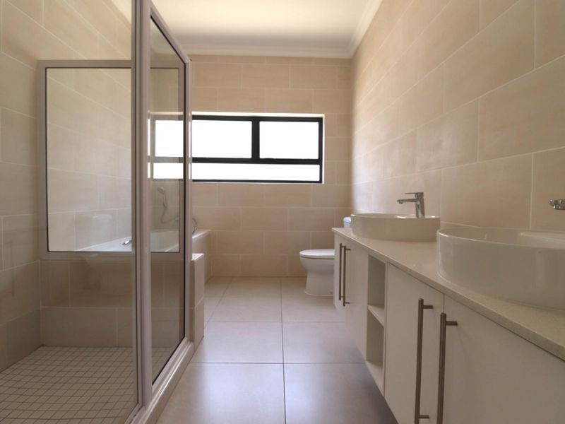 Newly Built 3 Bedroom House for Sale in Kramersdorf, Swakopmund | High-End Finishes | Close to Private School, Beach & Town Centre - Photo 6