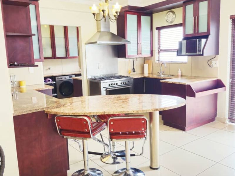 3Bedroom Furnished house in Langstrand - Namibia - Photo 3